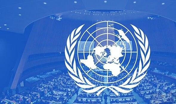 متى تاسست هيئة الامم المتحدة العالمية وأهم أجهزتها ومقرها