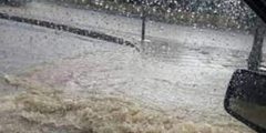 أمطار غزيرة وسيول بالمناطق الجبلية بمحافظة عكار شمالى لبنان