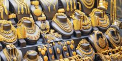 اضطراب في سعر الذهب اليوم الإثنين 6-1-2025 في السعودية؟