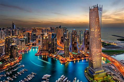 يسمح للمهن بدخول الإمارات العربية المتحدة يسمح للمهن بدخول الإمارات العربية المتحدة