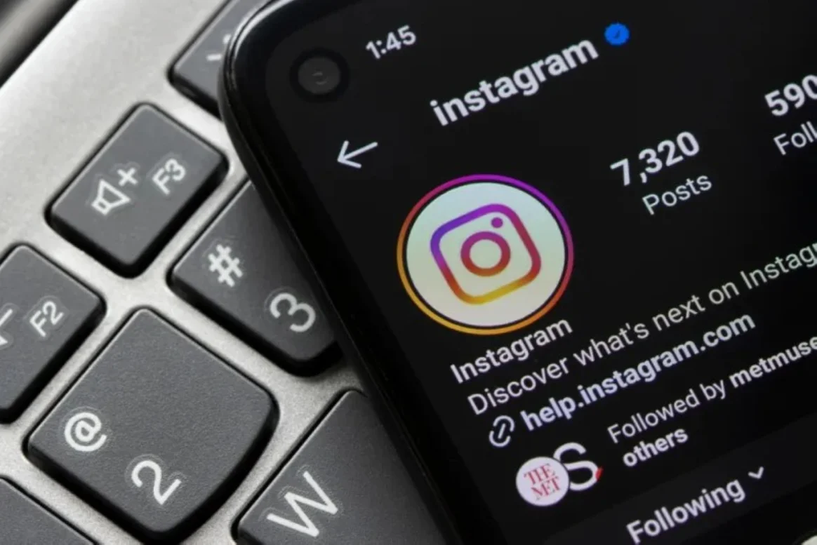 يقوم Instagram بتطوير خيار إلغاء الاشتراك 