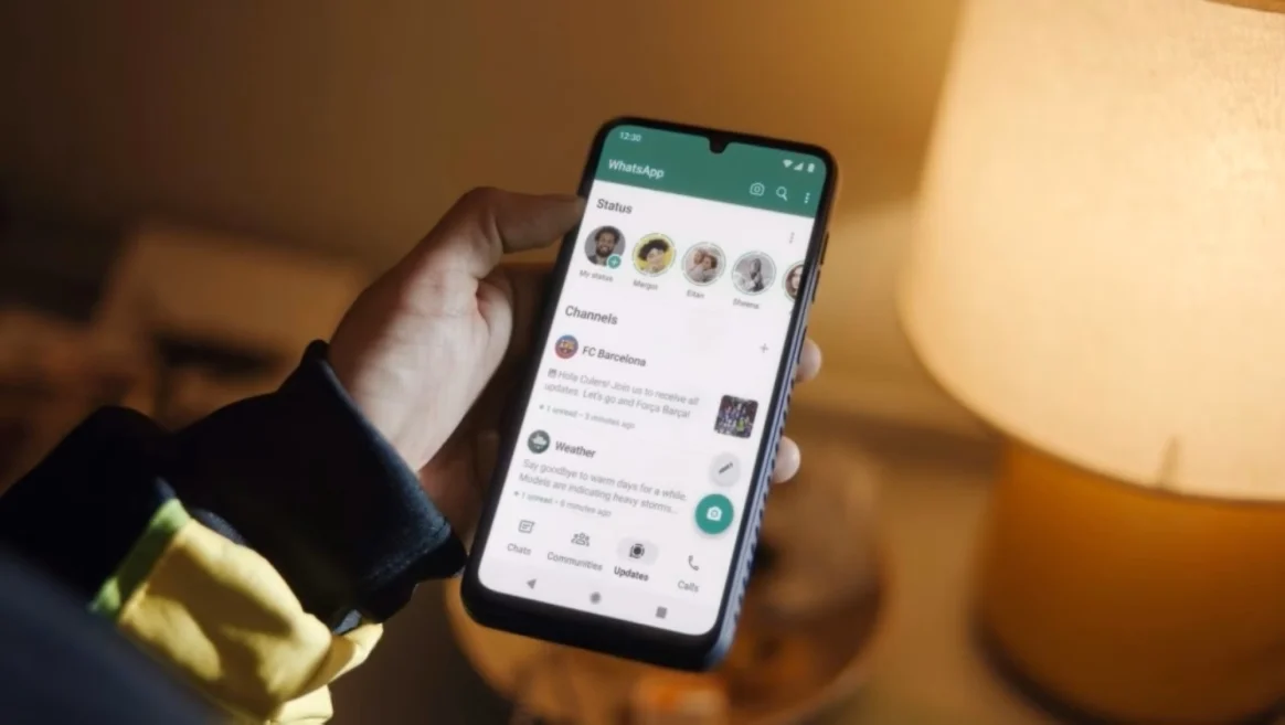 تم تصميم إصدار iOS لتسهيل حماية الصور ومقاطع الفيديو