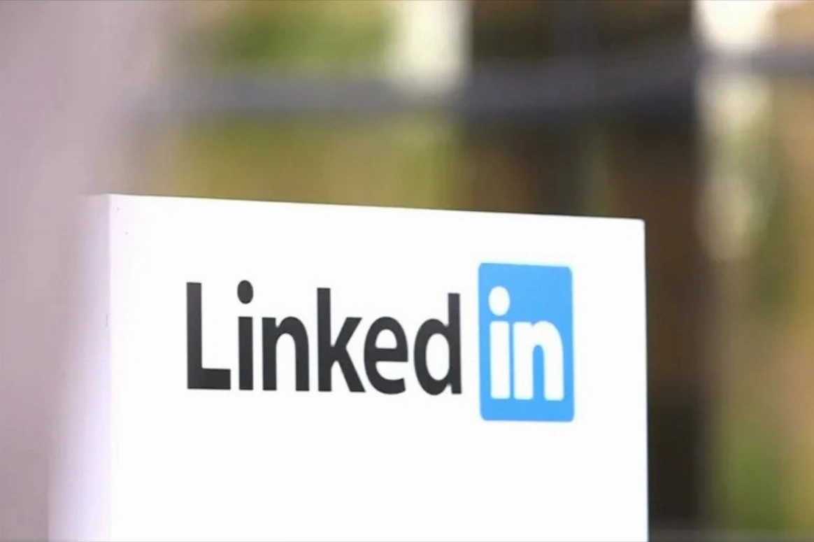 الذكاء الاصطناعي سيعيد تشكيل الطريقة التي يعمل بها الناس